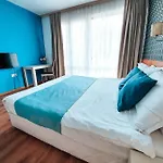 Resort Waterside 3*