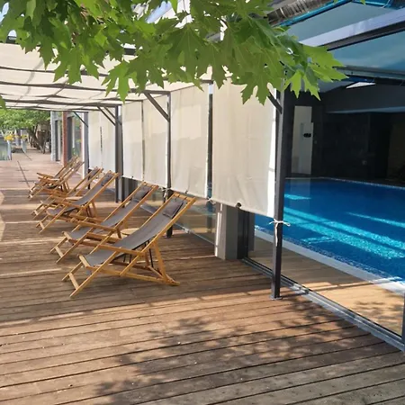 Resort Waterside 3*